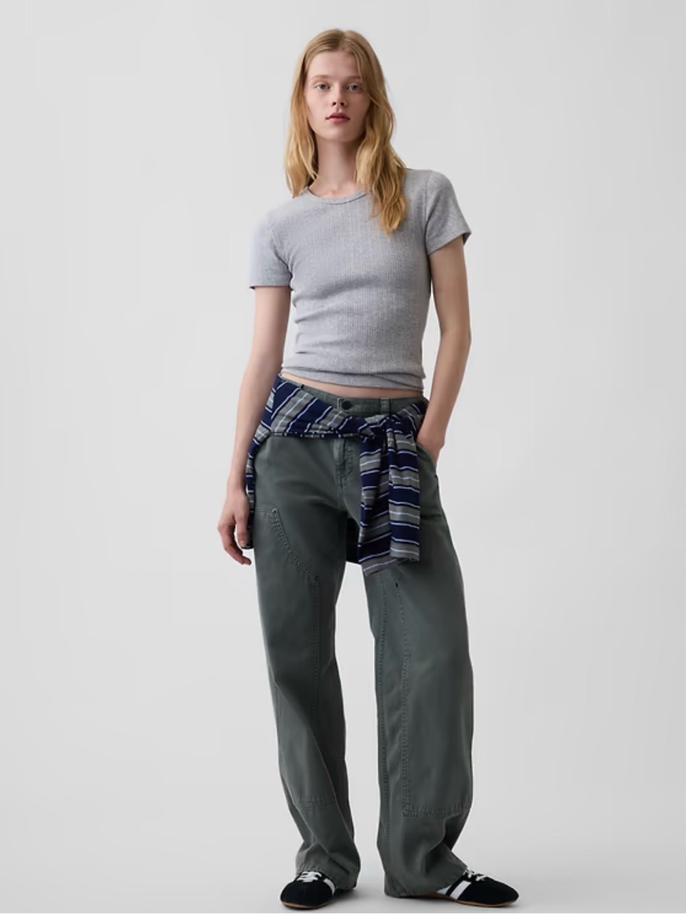 Gap Low Rise '90s Loose Double-Knee Carpenter Pants in District Green size 6 Tal
